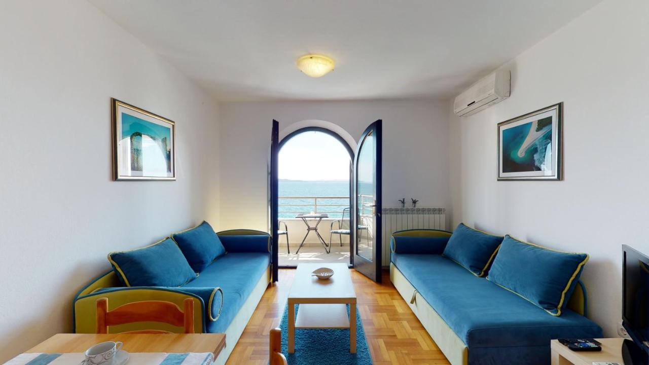 Apartment Mirella Kozino
