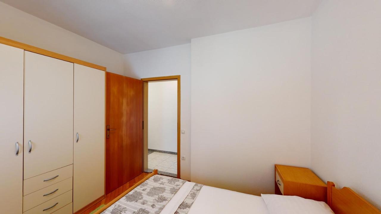 Mirella Apartment