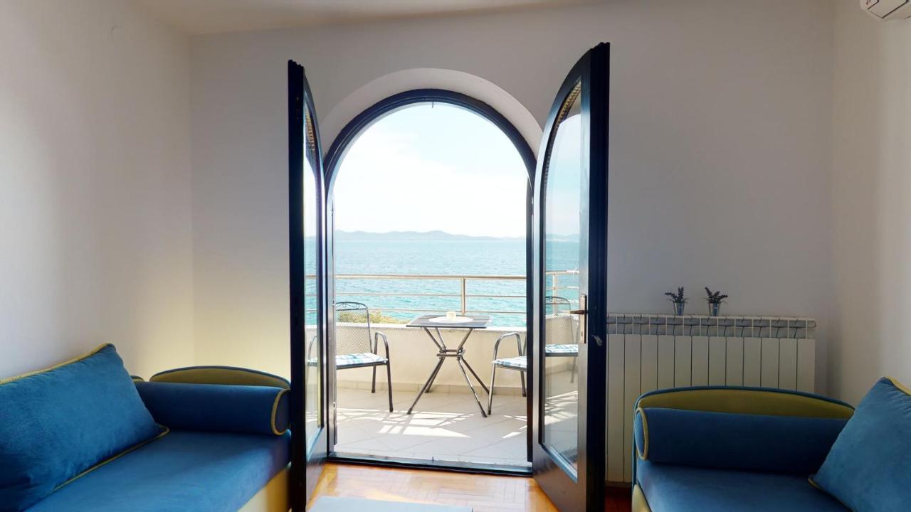 Mirella Apartment *