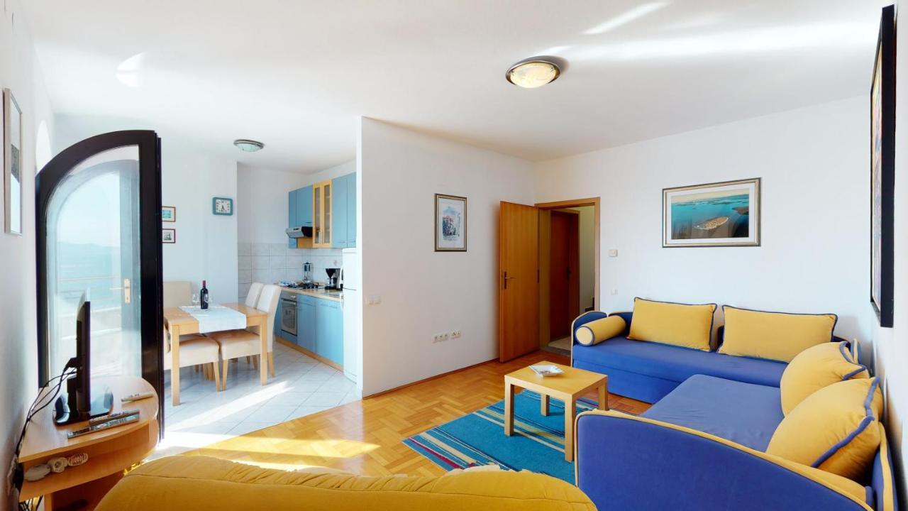 Mirella Apartment *