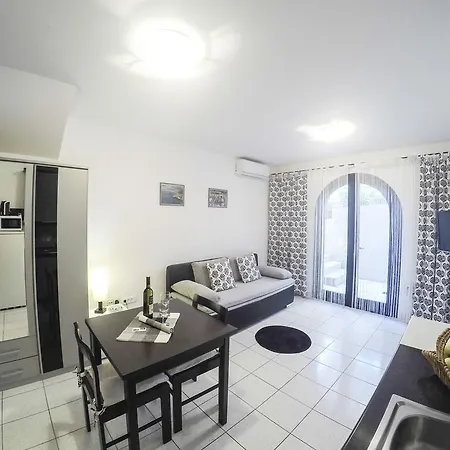 Apartments Villa Mirella Kožino Exterior foto